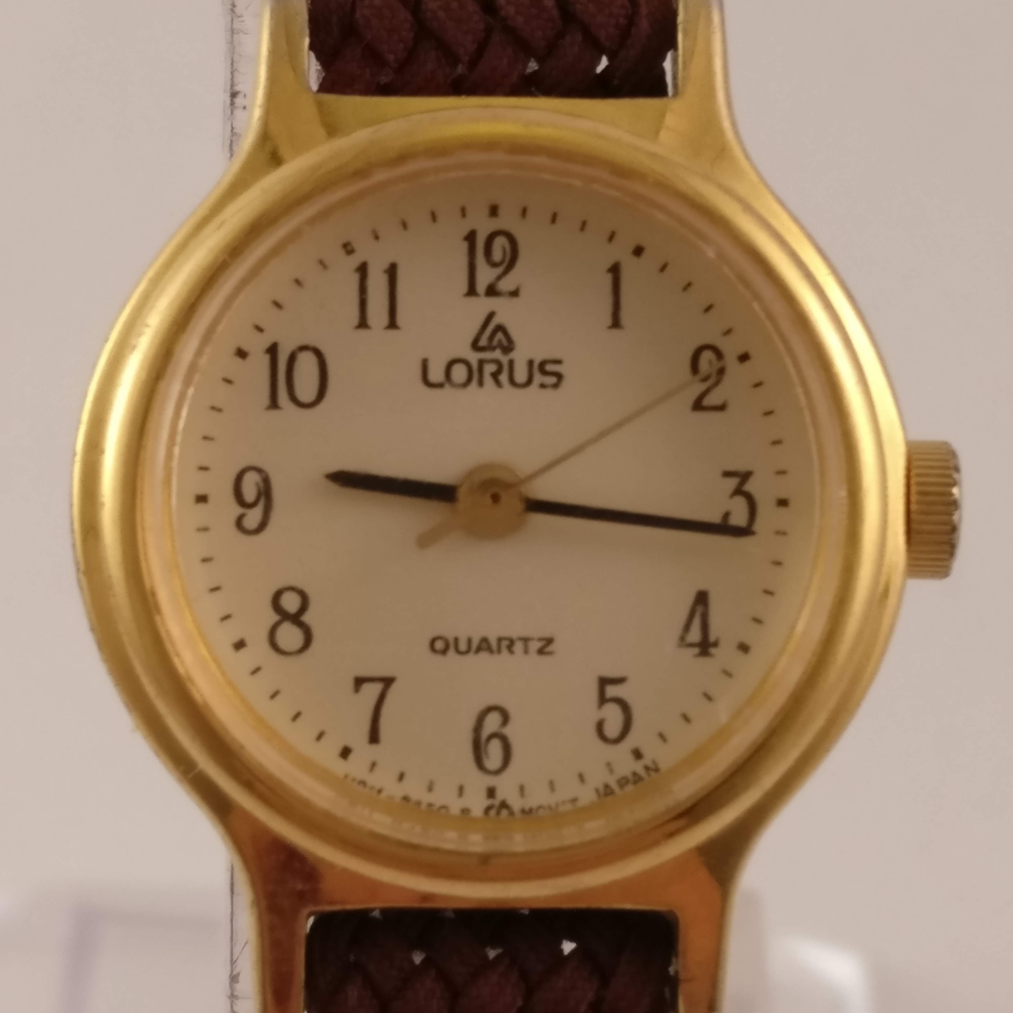 Lorus Dames Horloge, Voorkant