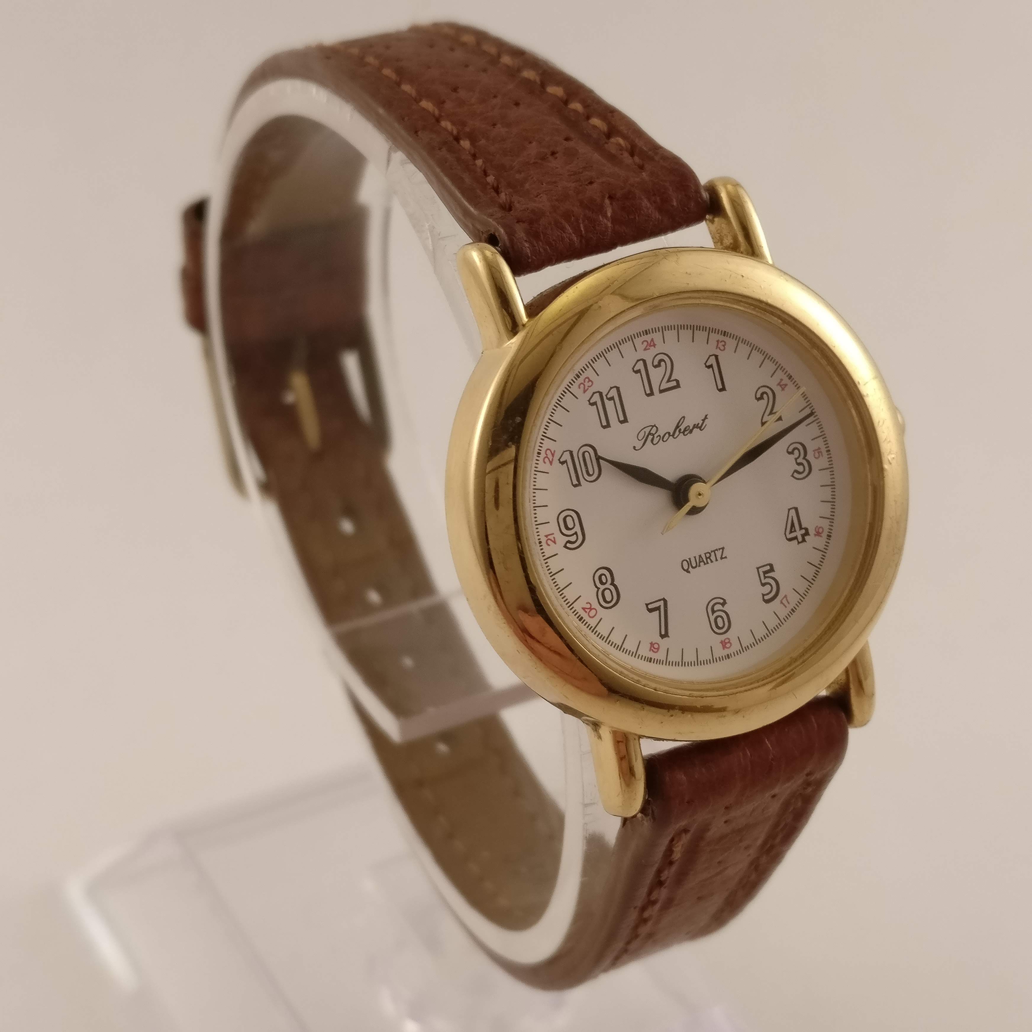 Robert Dames Horloge, Linkerkant