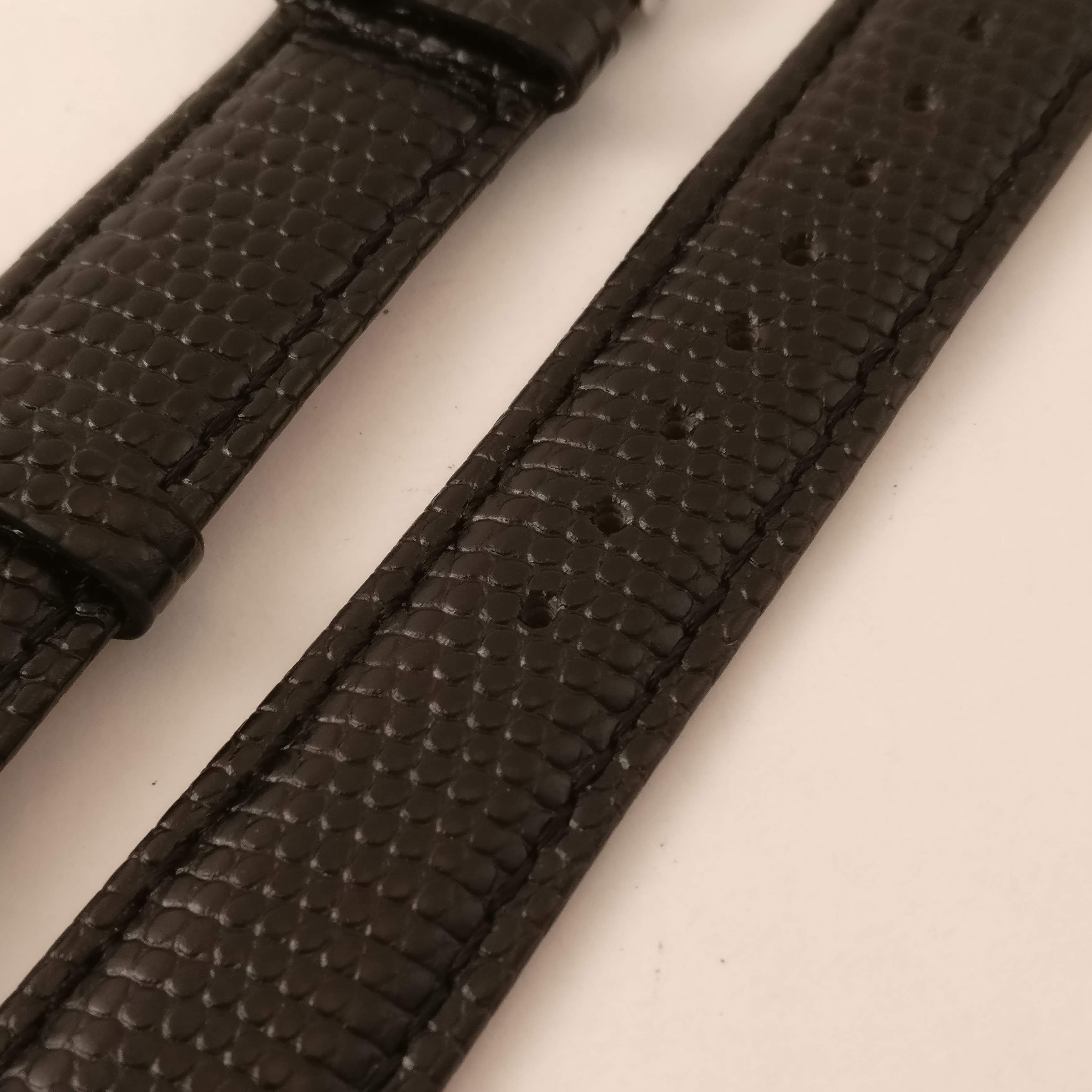 Zwarte Horlogeband met reliëf, 20 mm