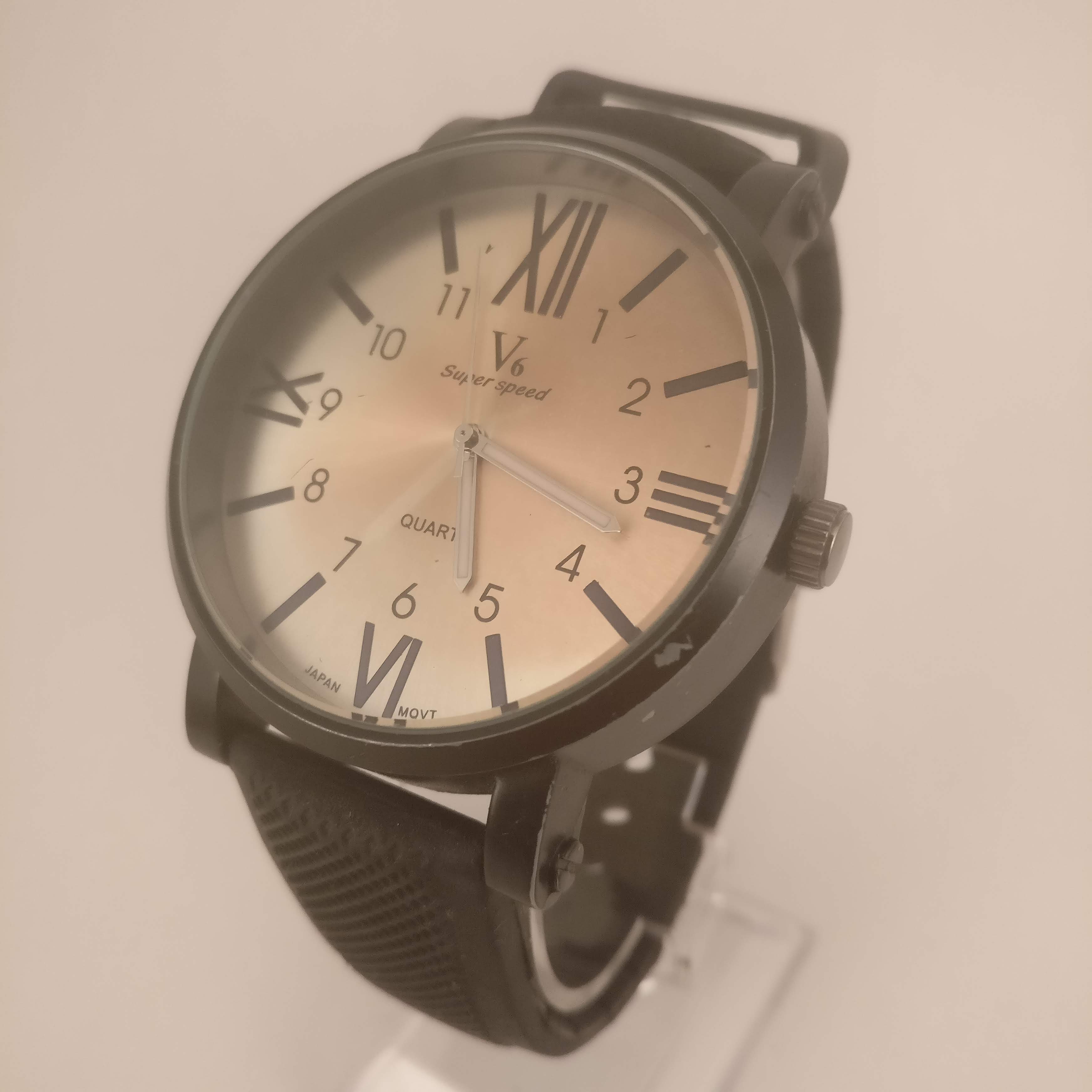 V6 Oversized Heren Horloge, Rechterkant