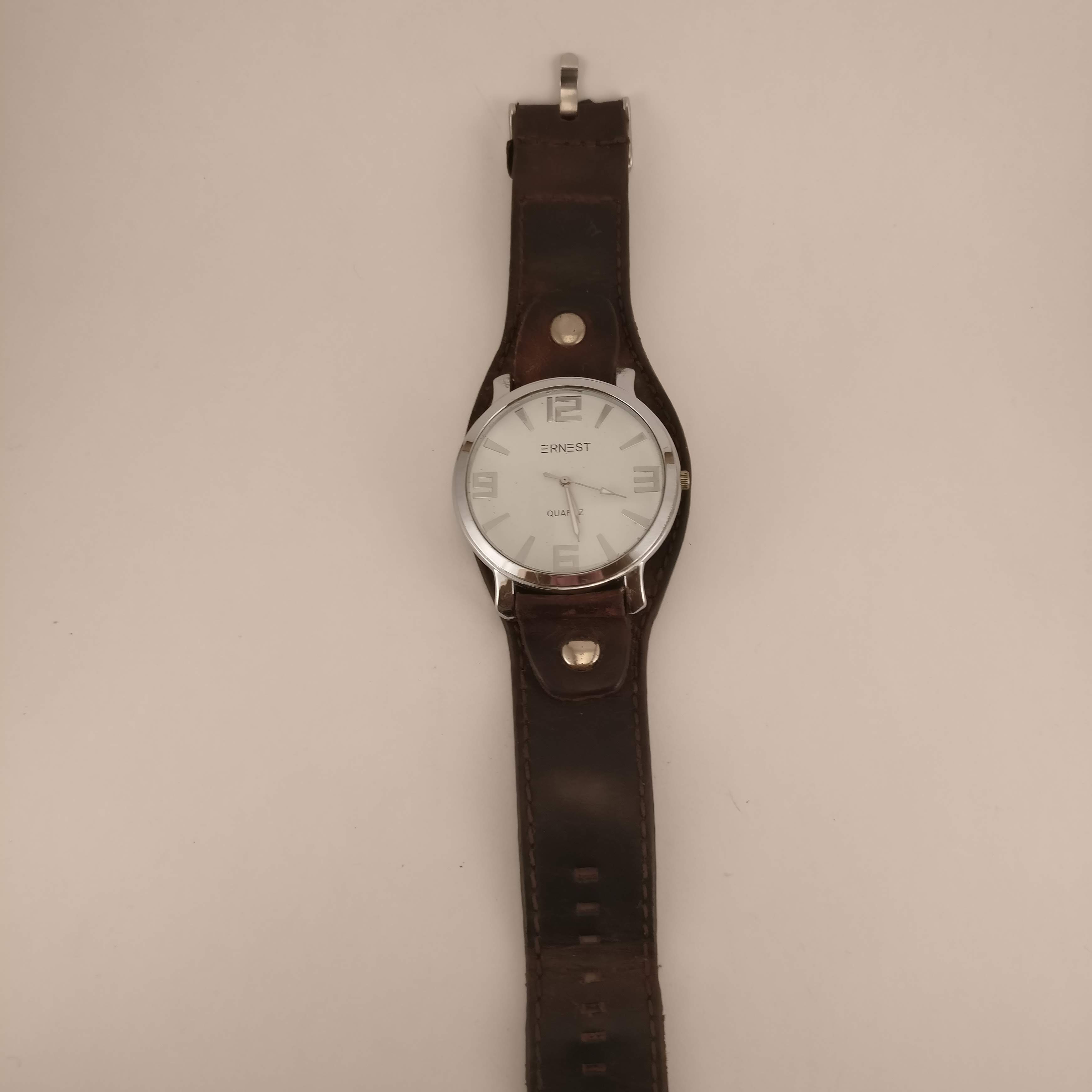 Ernest Oversized Heren Horloge, Voorkant