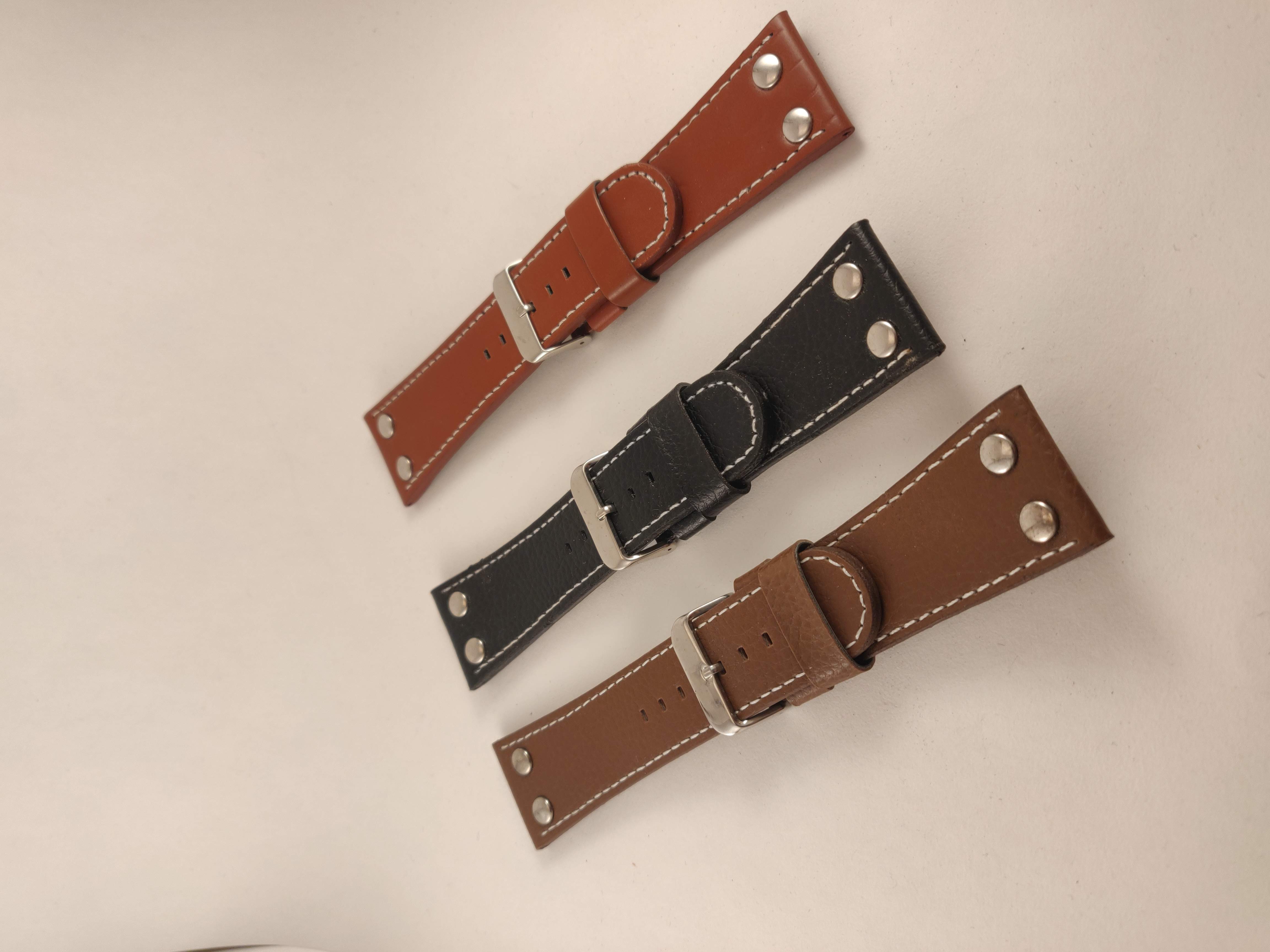 Zware Horlogeband, Zwart, Bruin, Rood Bruin, Taps Toelopend, Wit Stiksel, Dik Leer, 30 mm