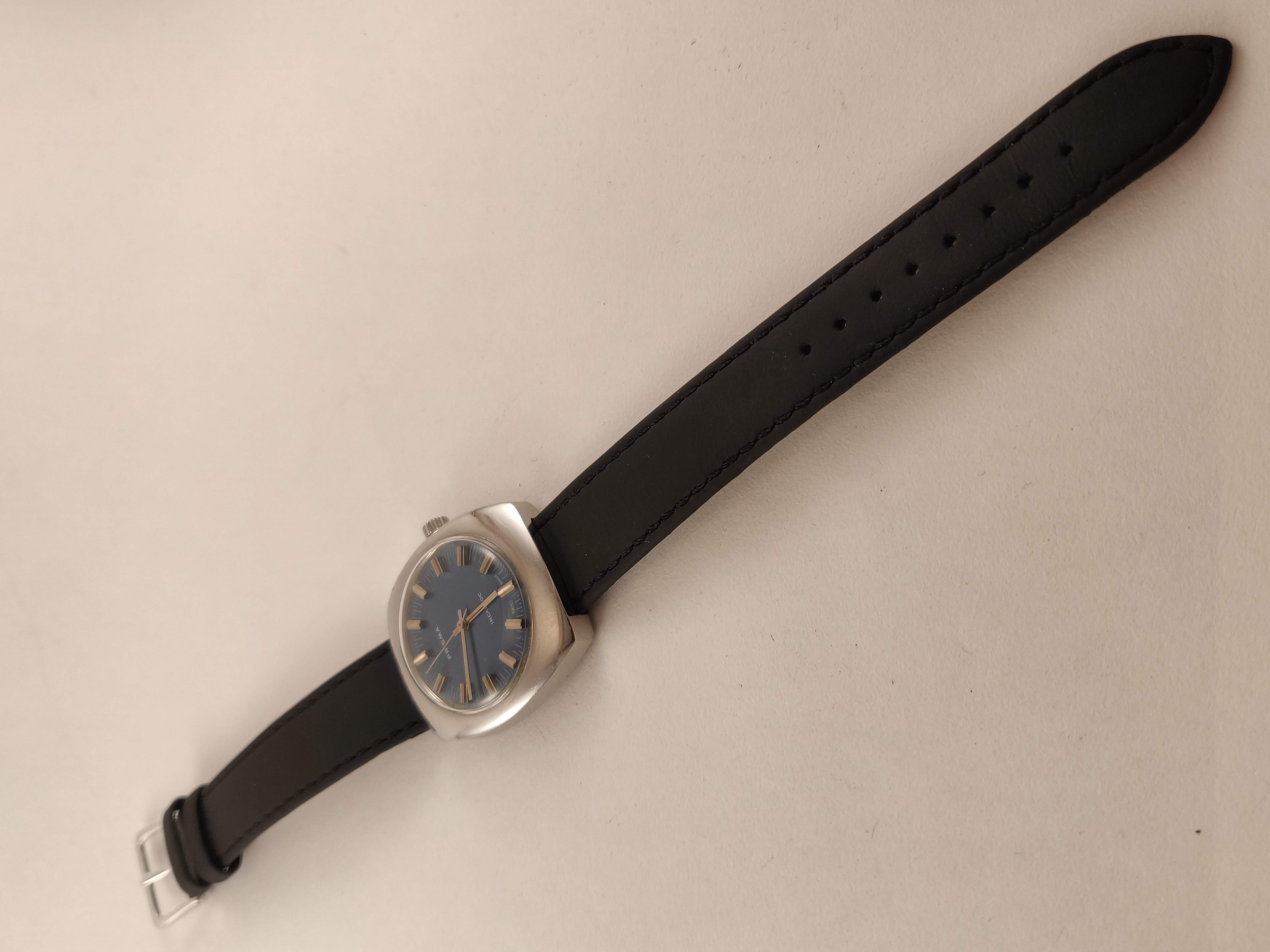 Prisma Incabloc Vintage Heren Horloge, Donker Blauw Uurwerk