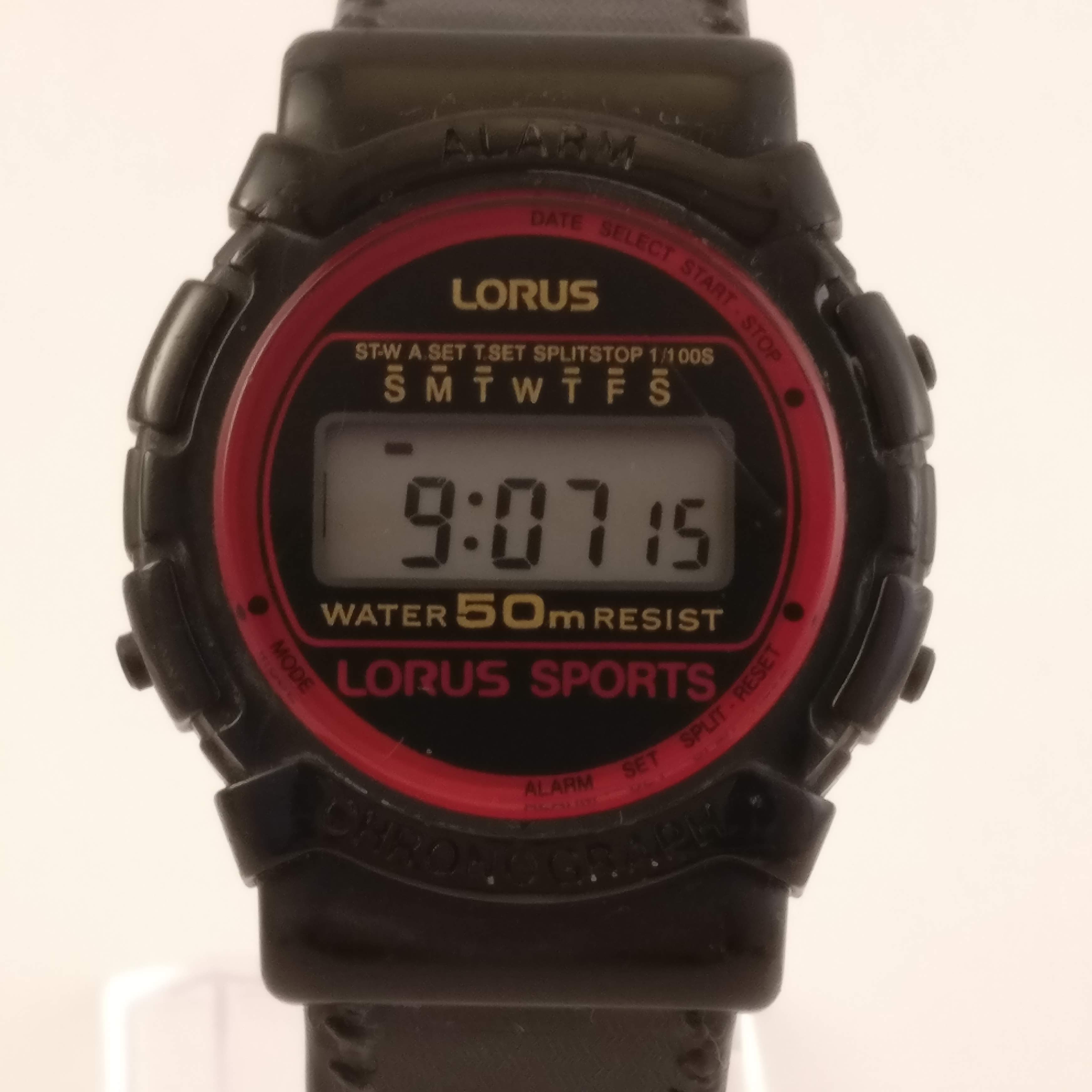Lorus Sport Vintage Digitaal Heren Horloge, Voorkant