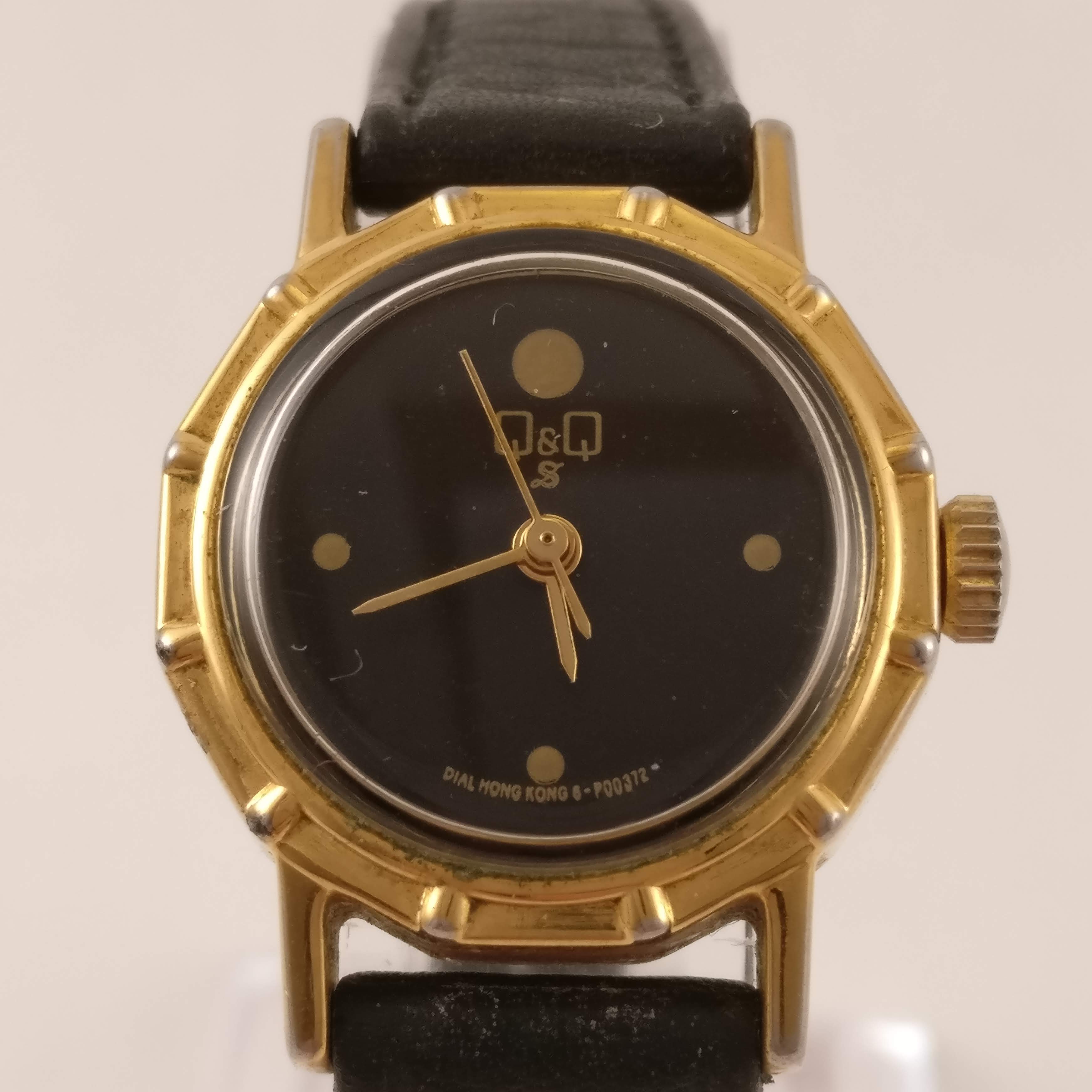Q&Q Vintage Dames Horloge, Zwart, Voorkant