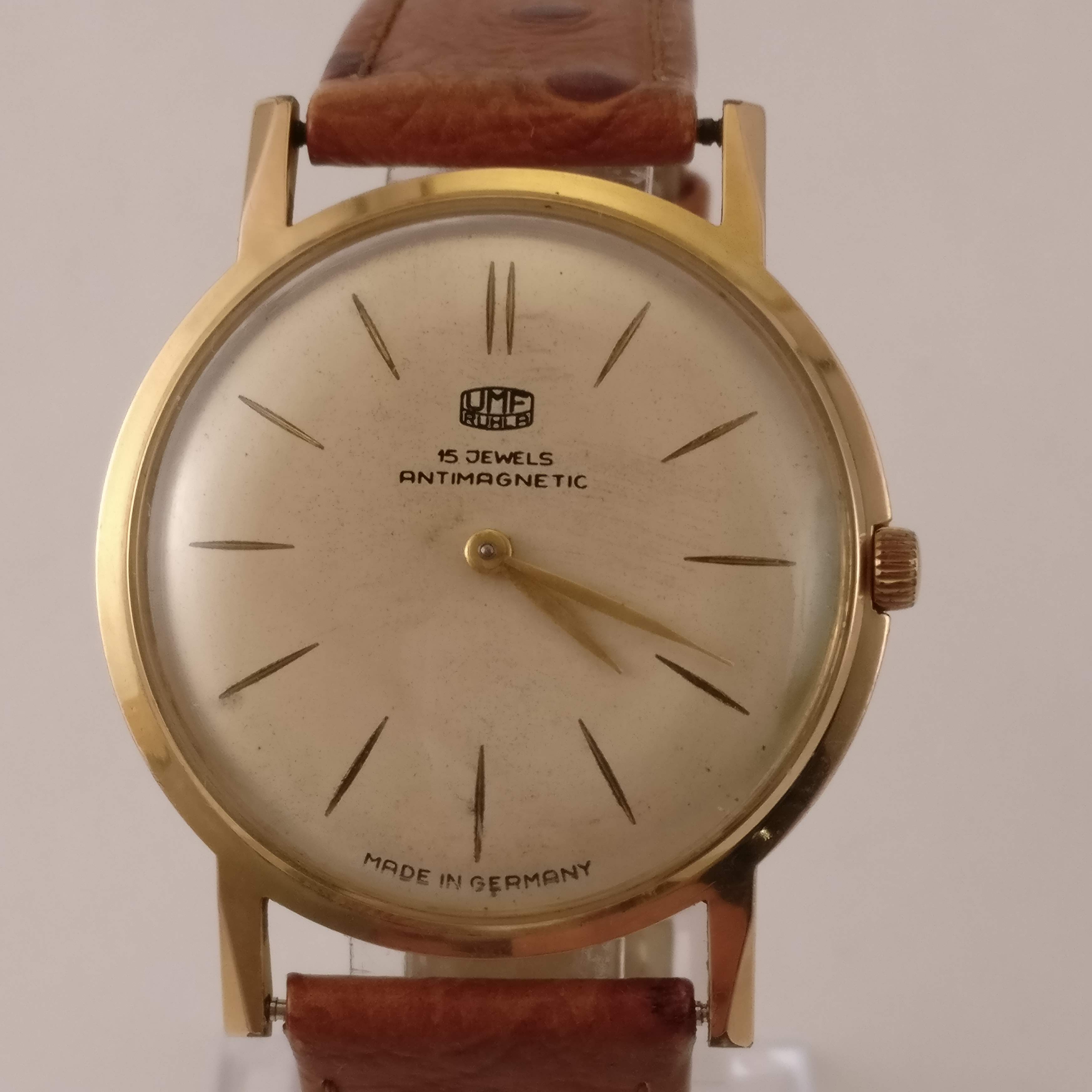 UMF Gouden Vintage Heren Horloge,  20 micron Goud, Voorkant