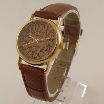 Dames Horloge, Wijzerplaat van Kurk, Rechterkant