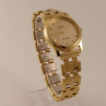 HMT Dames Horloge, Rechterkant