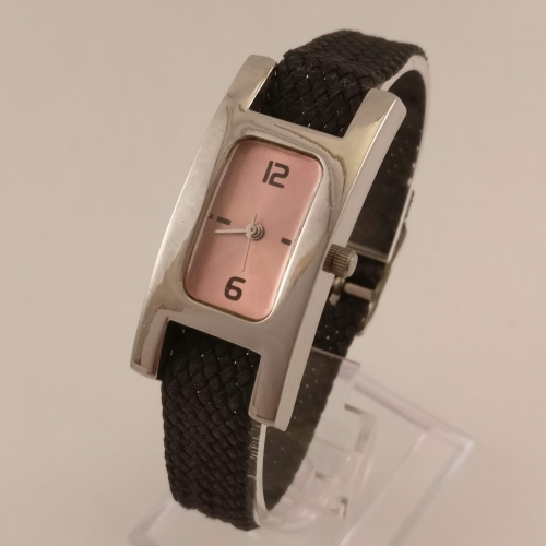 Zilverkleurig Dames Horloge, Roze wijzerplaat, Voorkant