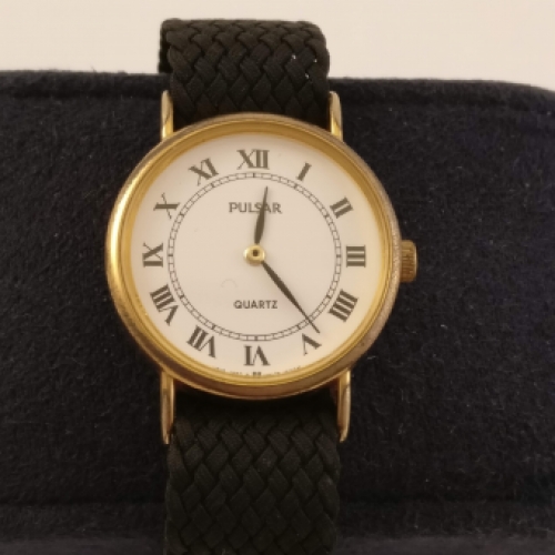 Pulsar Dames Horloge, Voorkant