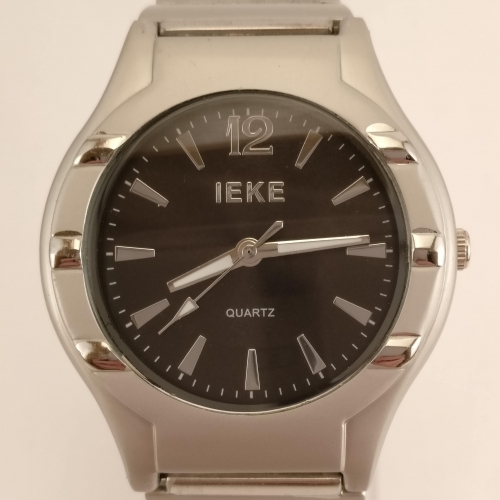 Ieke Heren Horloge, Voorkant