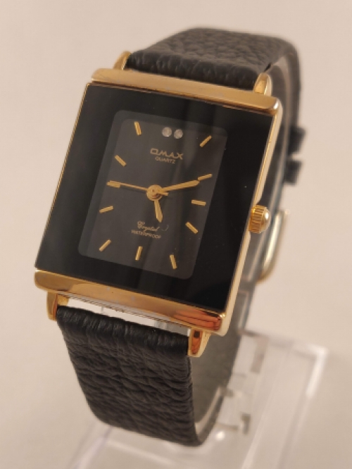 QMAX Rechthoekig Dames Horloge, Zwart met Goud